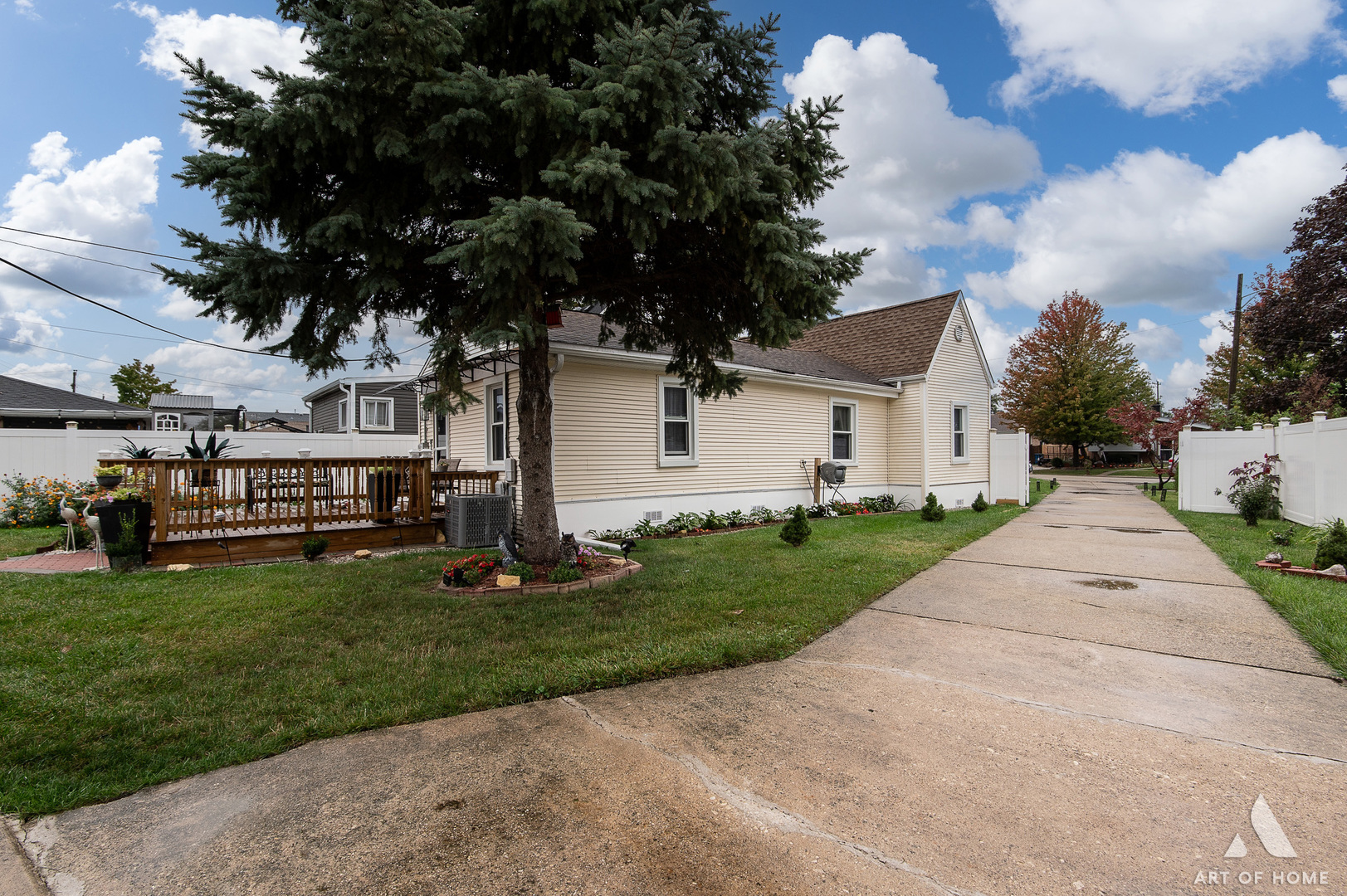 3115 Maple Street Franklin Park, IL 60131 - Photo 27 of 28 a front view of a house with garden