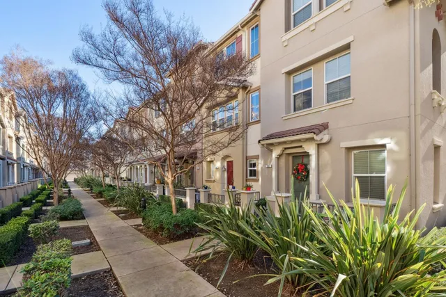 $780,000 | 204 Sullivan Way, Hayward, CA 94541