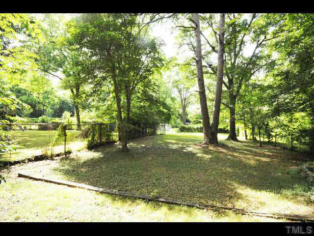 1821 White Oak Road Raleigh, NC 27608 - Photo 20 of 25 Photo 20