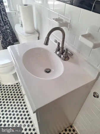 $2,050 | 3721 Frankford Avenue, Baltimore, MD 21206