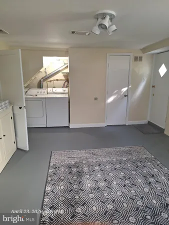 $2,050 | 3721 Frankford Avenue, Baltimore, MD 21206