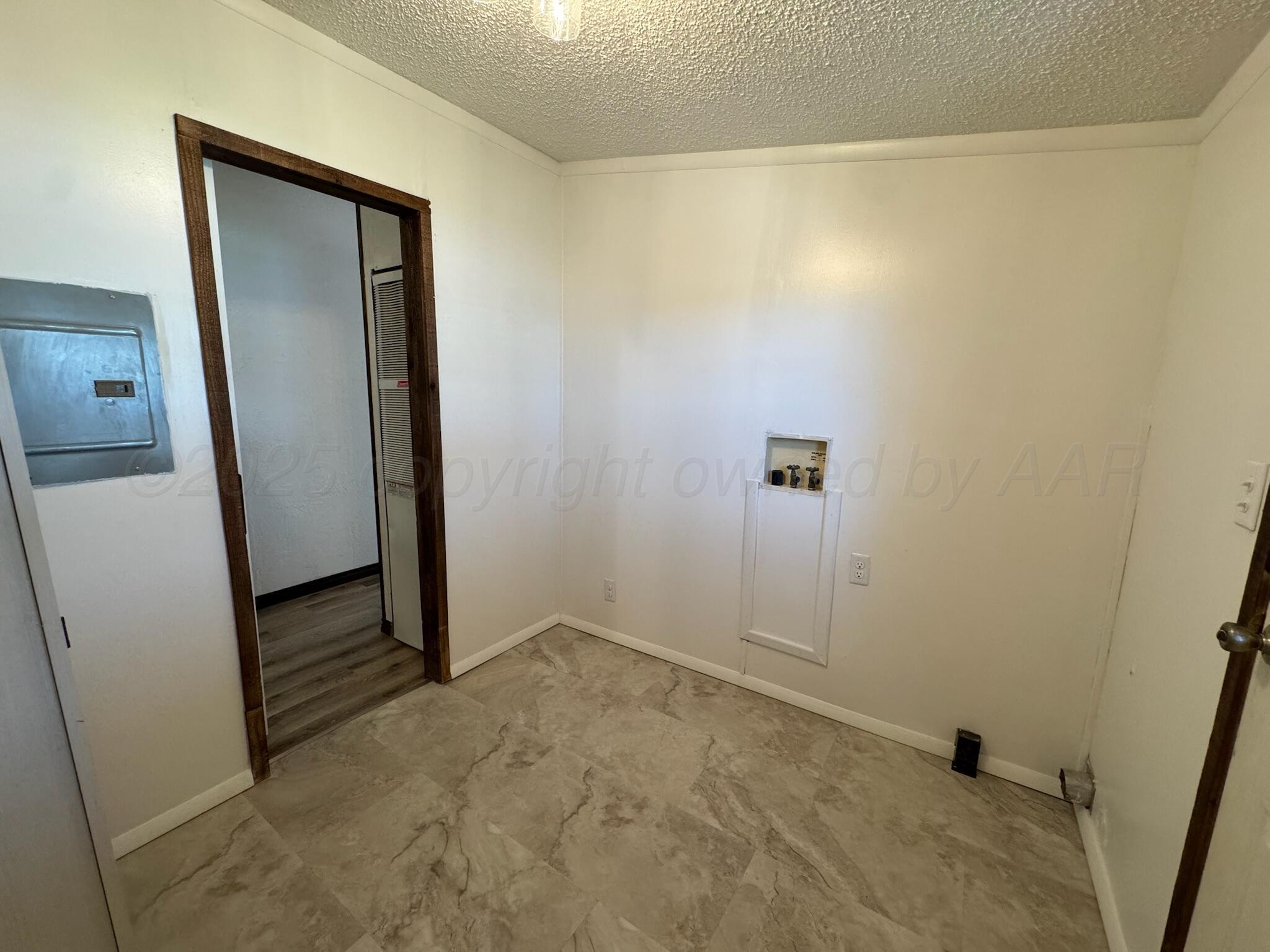 403 Aaron Road Fritch, TX 79036 - Photo 20 of 31 a view of an empty room