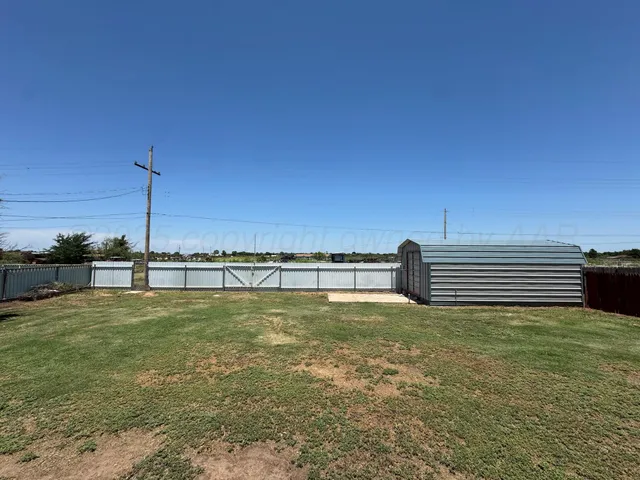 $189,900 | 403 Aaron Road, Fritch, TX 79036