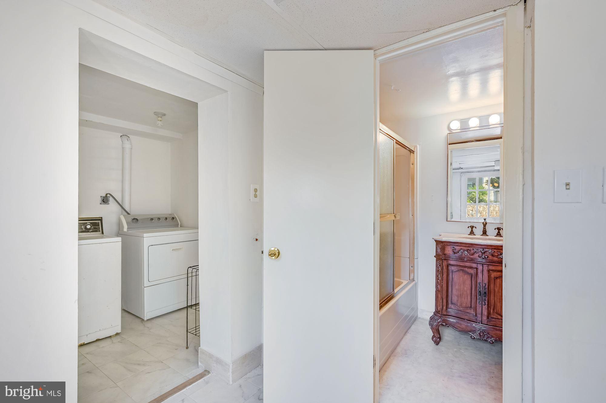 2 Kenton Court Silver Spring, MD 20902 - Photo 39 of 61 Gallery Image 39