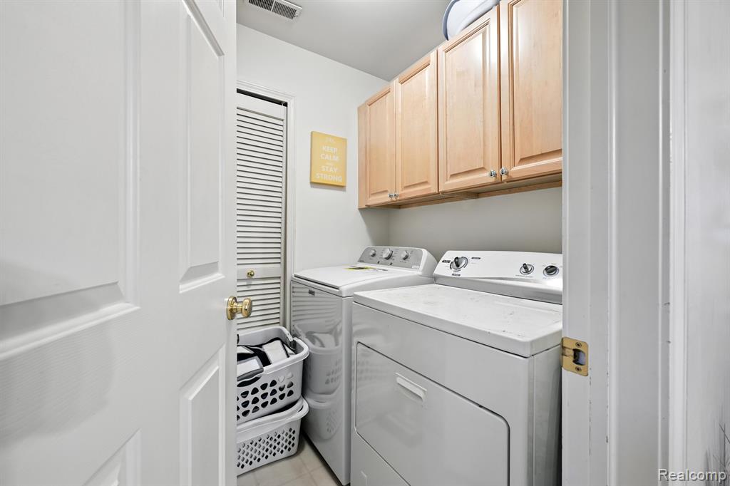 16836 Farmington Road Livonia, MI 48154 - Photo 23 of 24 Gallery Image 23