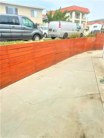 a view of backyard with outdoor space