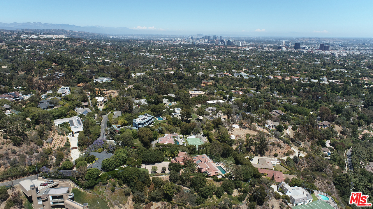 1827 Westridge Road Los Angeles, CA 90049 - Photo 4 of 34 an aerial view of multiple house