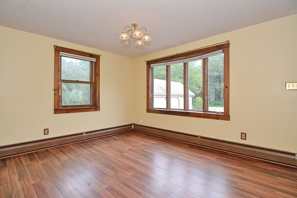 271 Bay Road Easton, MA 02356 - Photo 17 of 42 Gallery Image 17