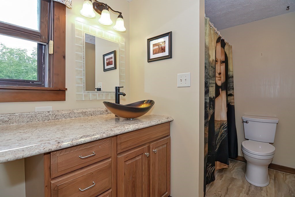 271 Bay Road Easton, MA 02356 - Photo 28 of 42 Gallery Image 28