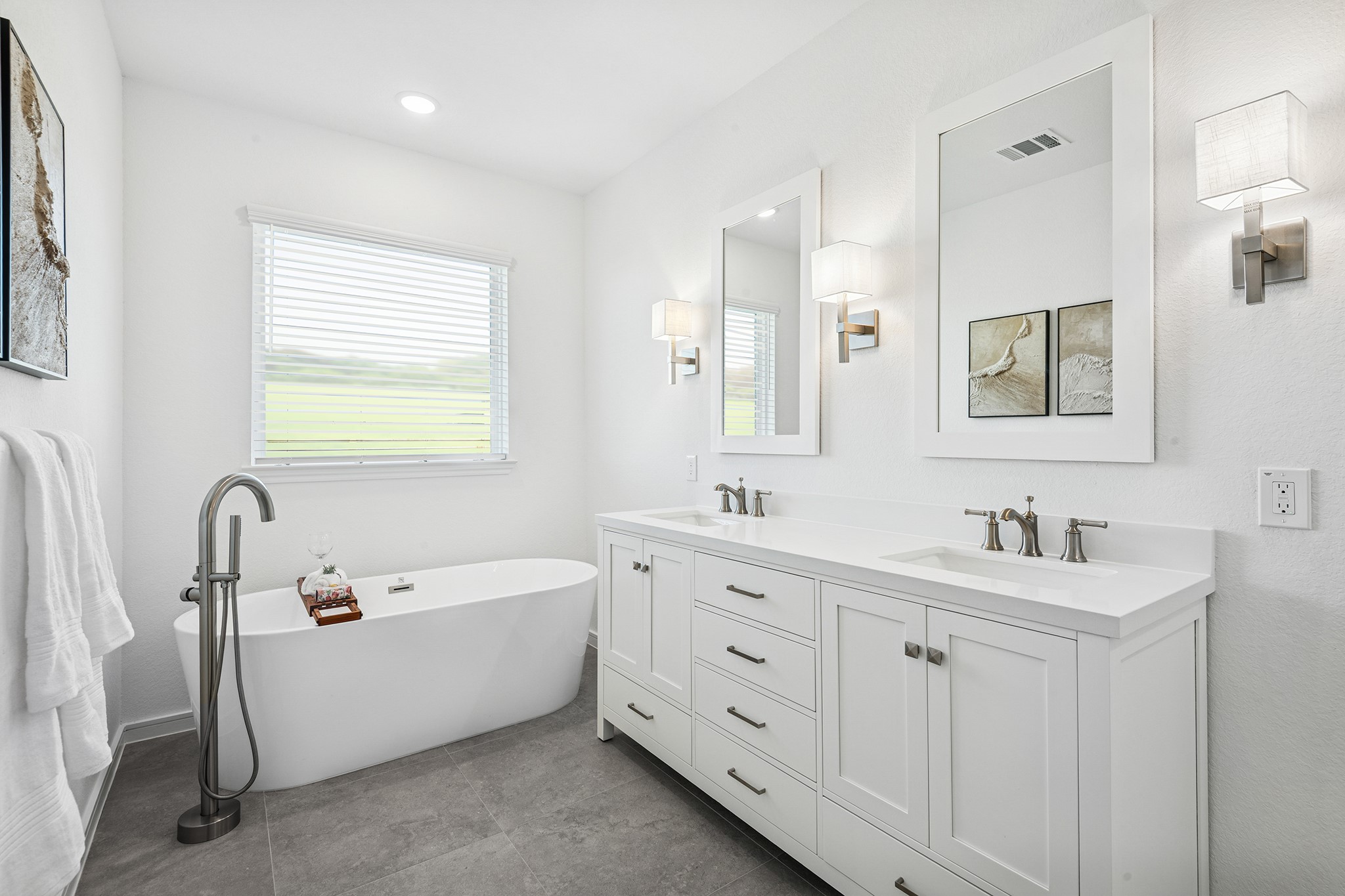 2815 Clapbread Lane Rosenberg, TX 77471 - Photo 14 of 49 Spa-like primary bath (*Photo not of actual home and used for illustration purposes only.)