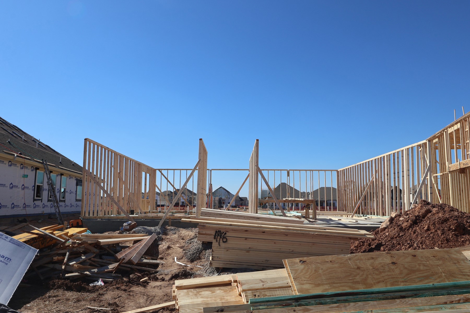 2815 Clapbread Lane Rosenberg, TX 77471 - Photo 2 of 49 Two story home with 5 beds, 4.5 baths, and 3 car tandem garage