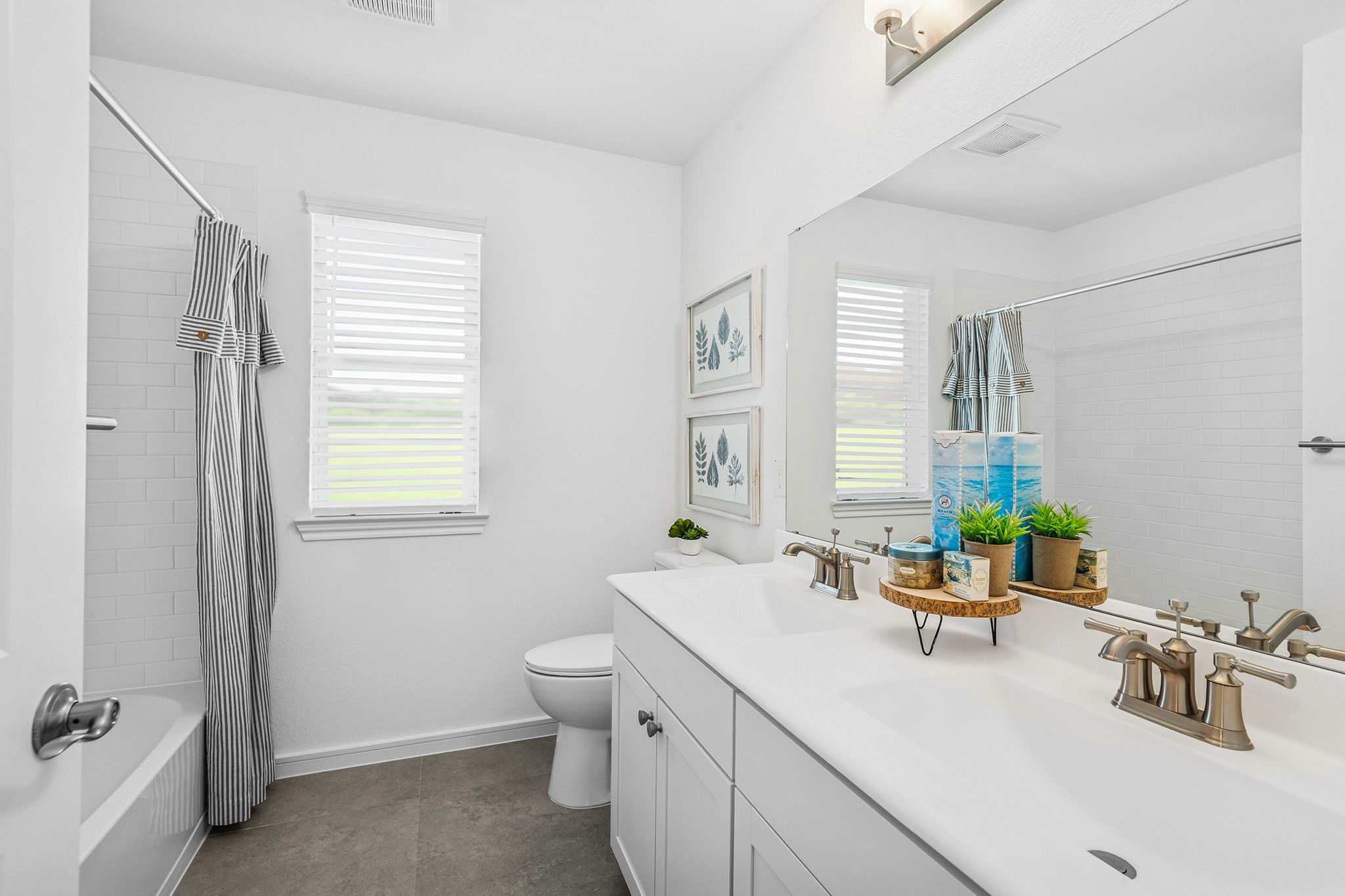 2815 Clapbread Lane Rosenberg, TX 77471 - Photo 27 of 49 Hall bath (*Photo not of actual home and used for illustration purposes only.)