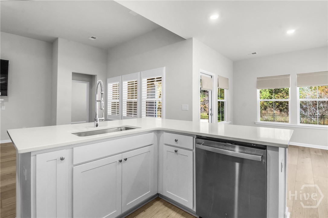 801 Blue Moon Crossing Pooler, GA 31322 - Photo 18 of 54 Kitchen