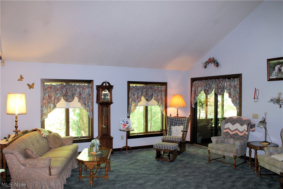 1723 Oil City Road Wooster, OH 44691 - Photo 4 of 35