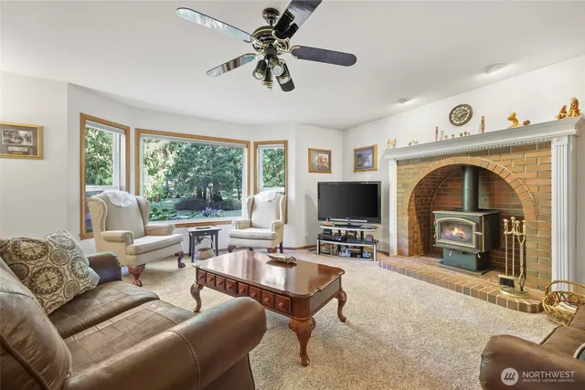 $744,000 | 34307 102nd Avenue South, Roy, WA 98580