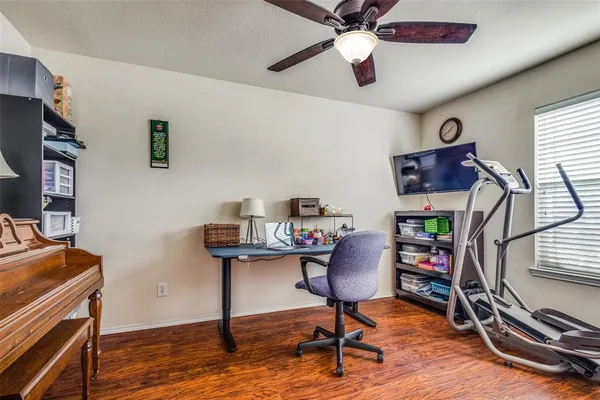 $2,450 | 6025 Goldenrod Drive, Denton, TX 76208