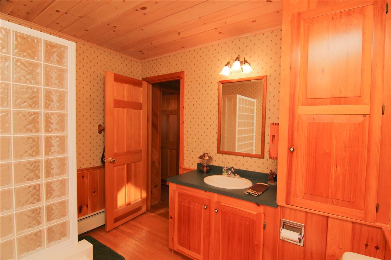 82 Rogers Pond Road Pittsburg, NH 03592 - Photo 12 of 37