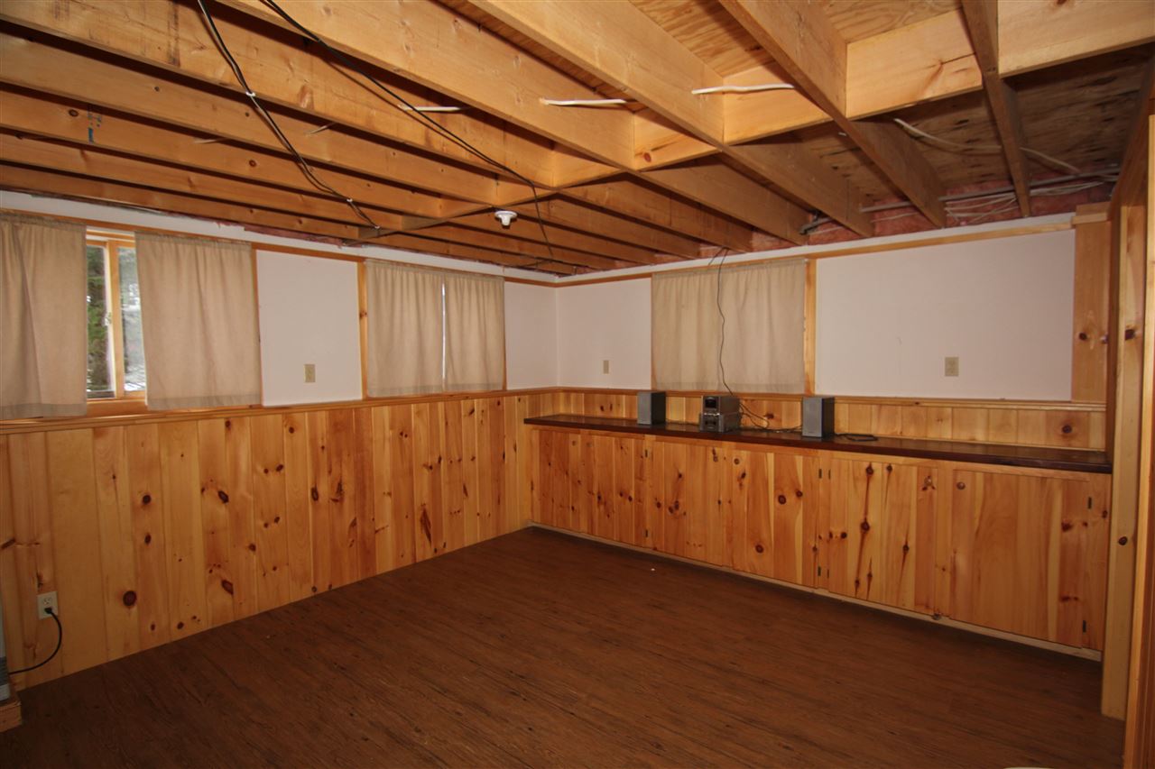 82 Rogers Pond Road Pittsburg, NH 03592 - Photo 19 of 37