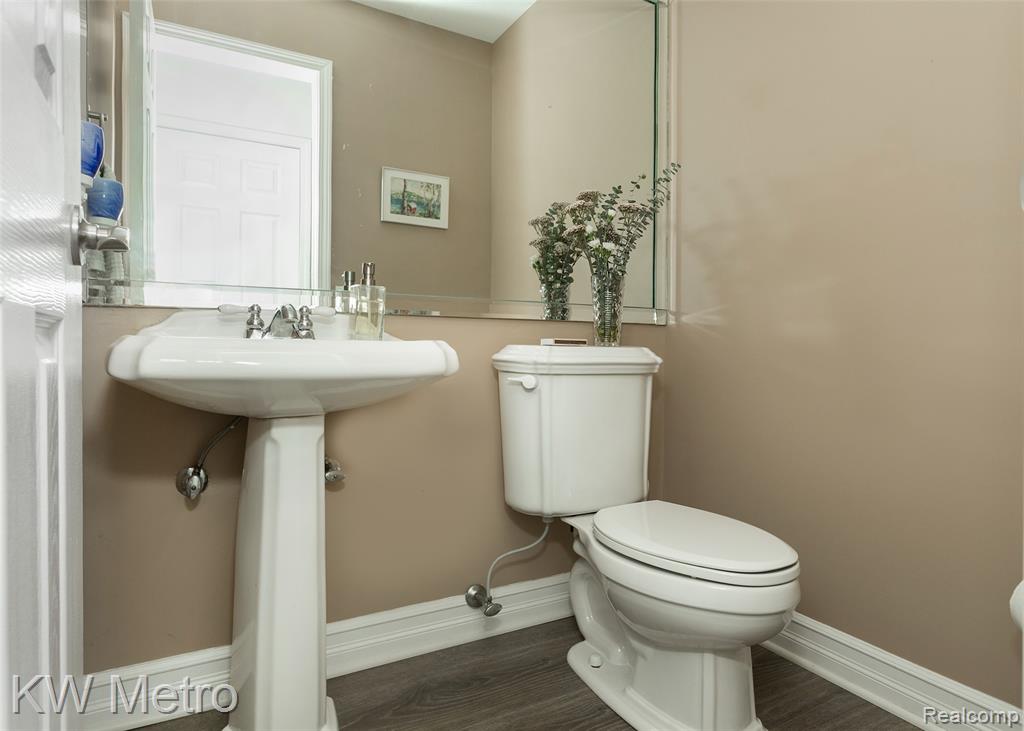 635 Timberline Drive Rochester Hills, MI 48309 - Photo 20 of 48