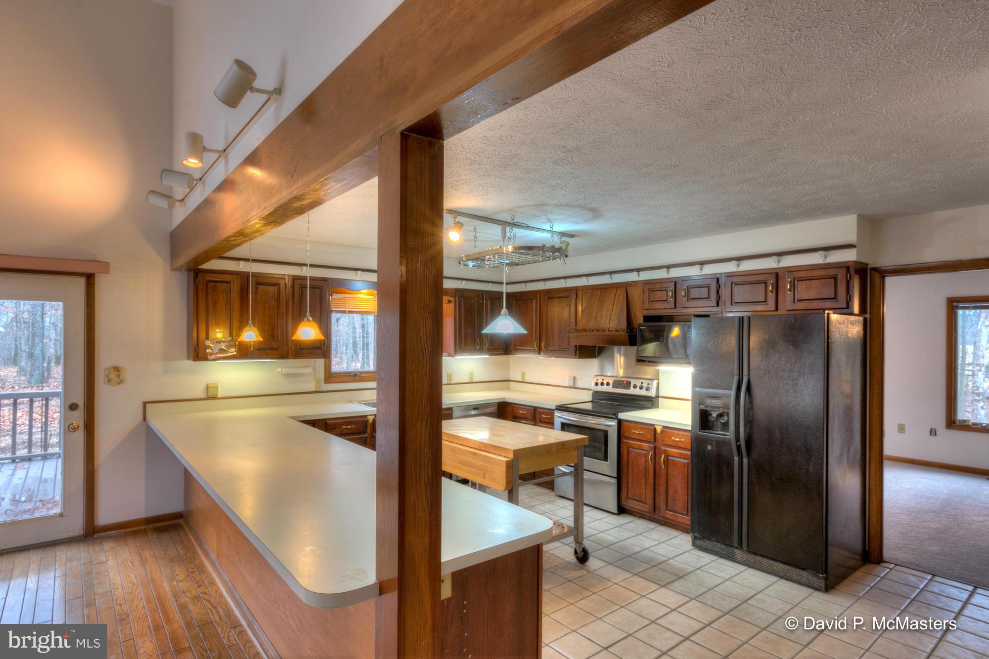 412 Hunting Road Winchester, VA 22603 - Photo 7 of 22 Kitchen