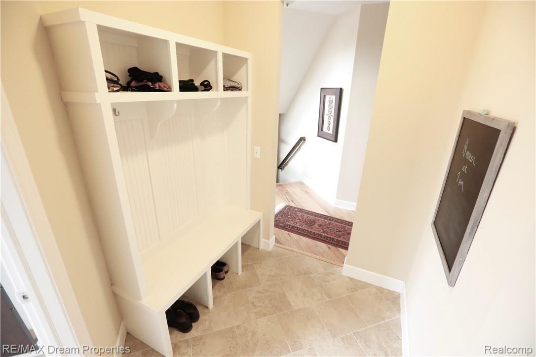 24292 Ravine Drive South Lyon, MI 48178 - Photo 23 of 23 _I0A6531.jpg