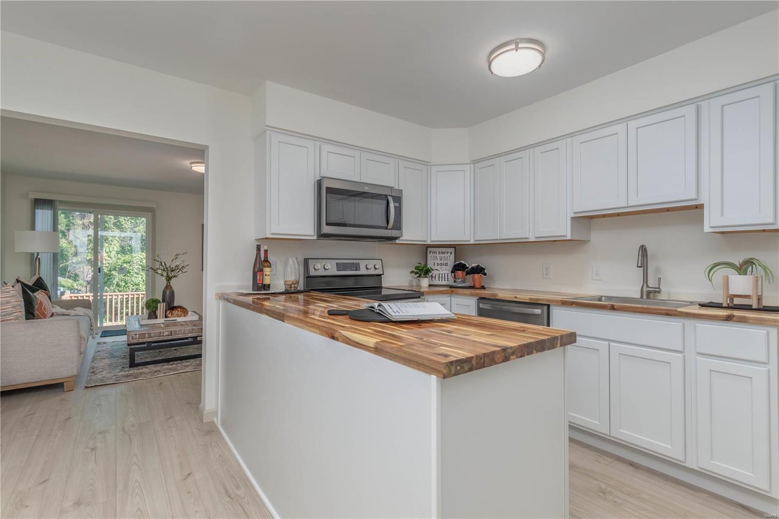 2761 Link Road St. Louis, MO 63114 - Photo 14 of 40 Gallery Image 14
