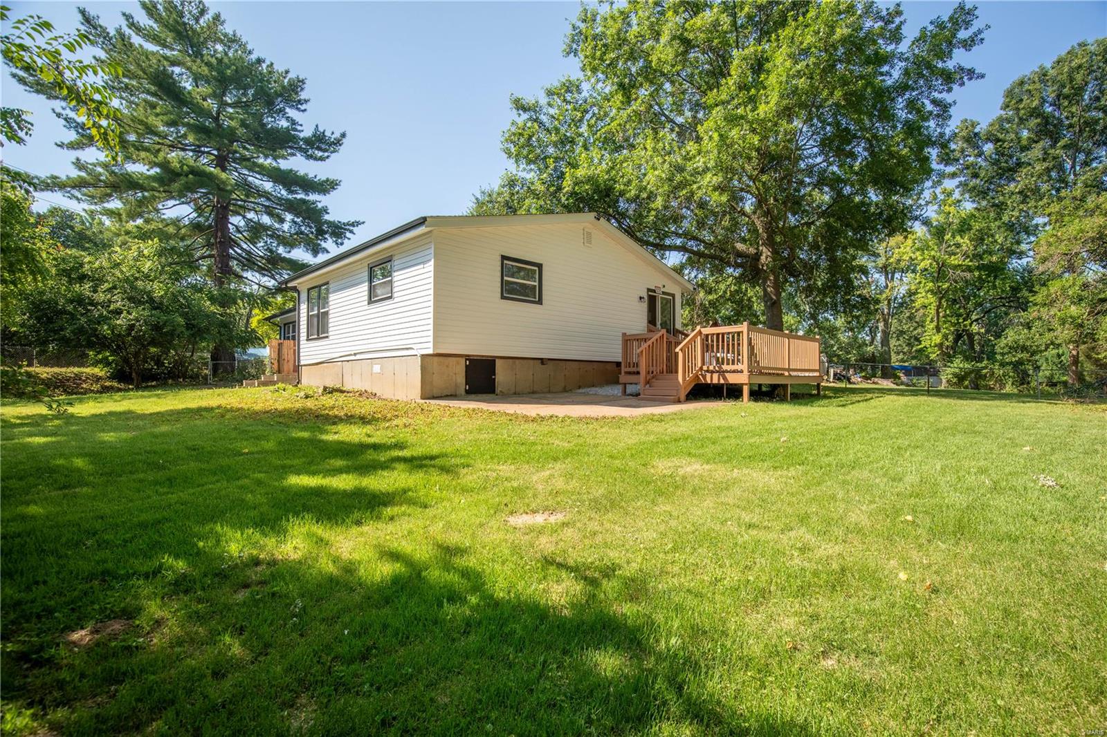 2761 Link Road St. Louis, MO 63114 - Photo 38 of 40 Gallery Image 38