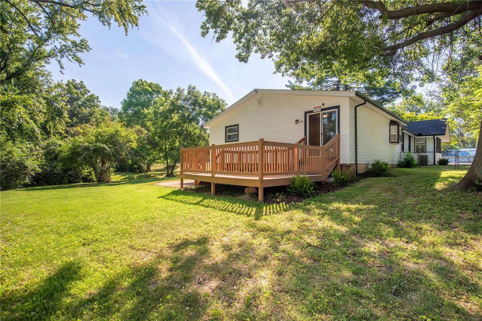 2761 Link Road St. Louis, MO 63114 - Photo 39 of 40 Gallery Image 39