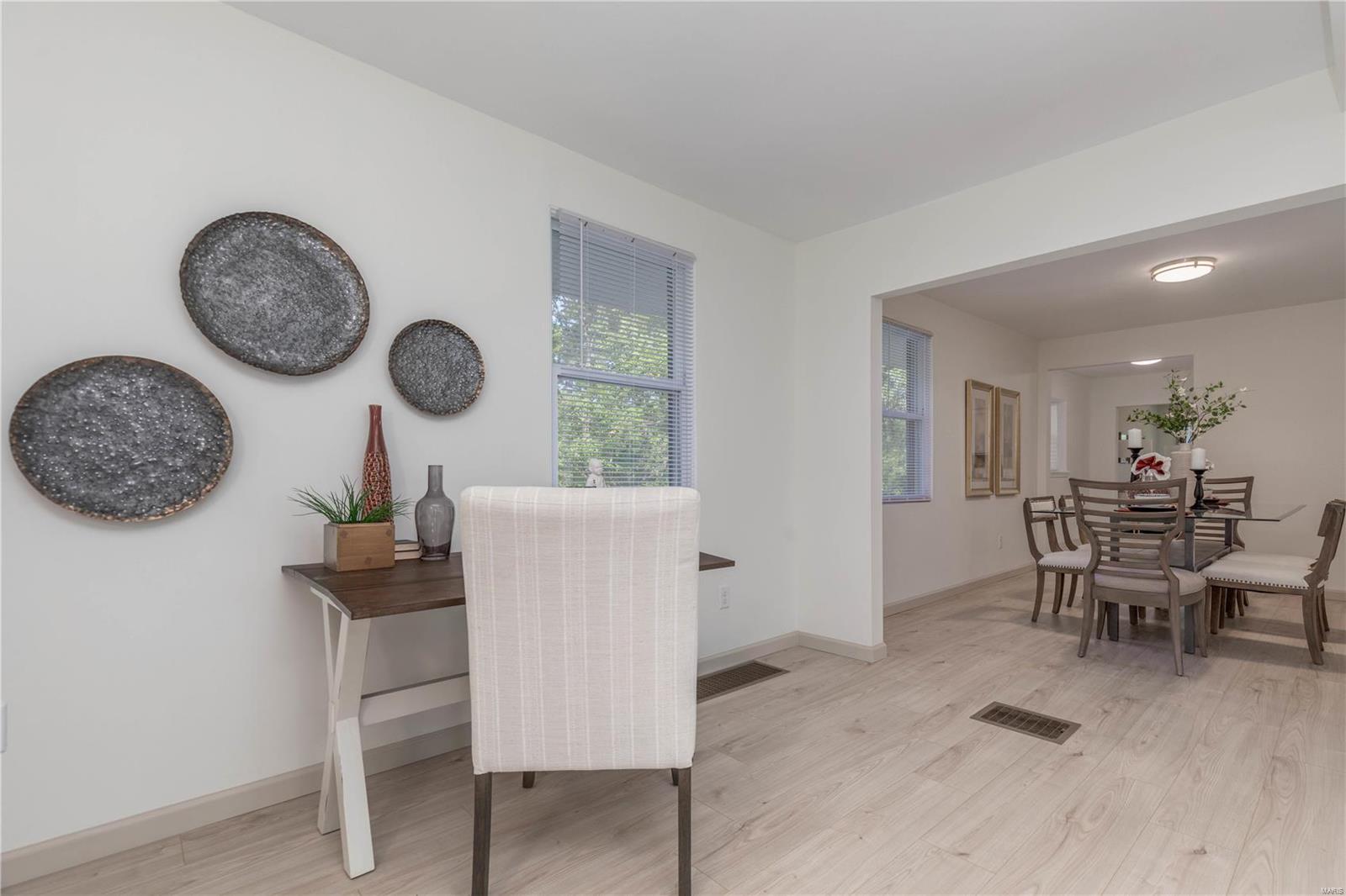 2761 Link Road St. Louis, MO 63114 - Photo 10 of 40 Gallery Image 10