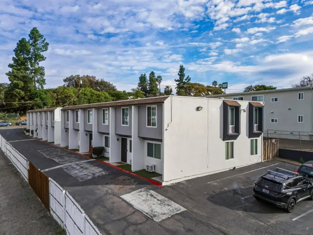 $3,960,000 | 7125 Waite Drive, La Mesa, CA 91941