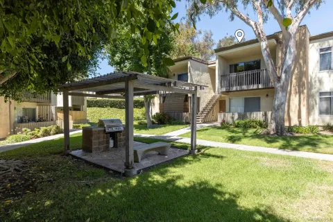 $345,000 | 432 Edgehill Lane, Unit 157, Oceanside, CA 92054