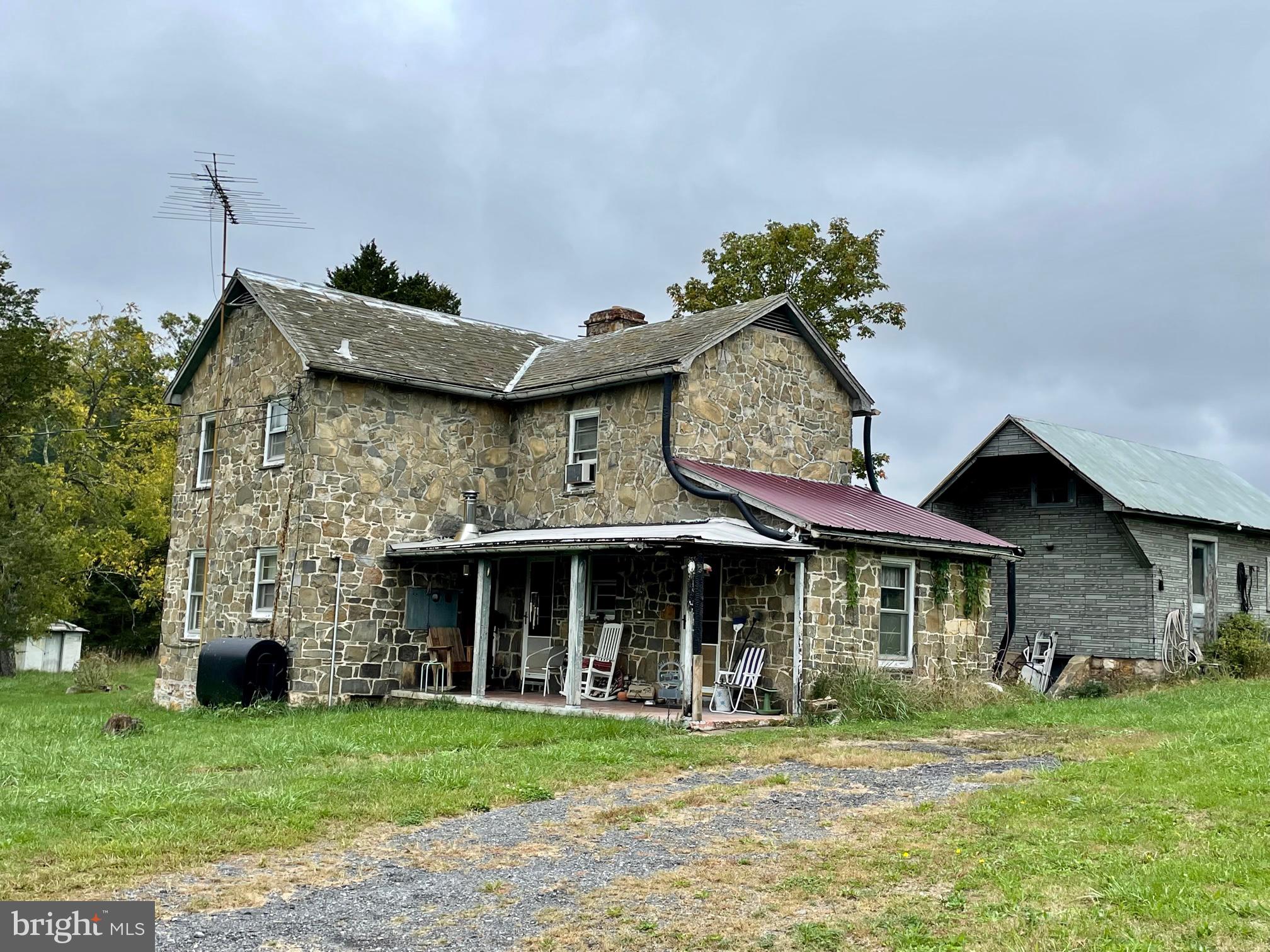 9801 Valley Road Berkeley Springs, WV 25411 - Photo 1 of 17 Gallery Image 1