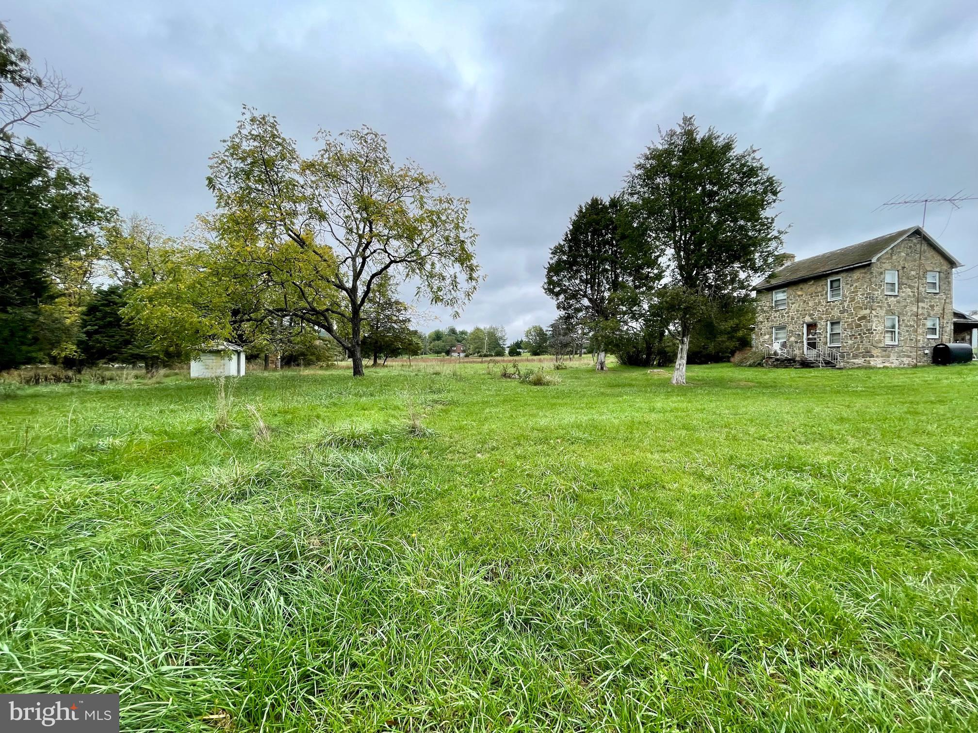 9801 Valley Road Berkeley Springs, WV 25411 - Photo 5 of 17 Gallery Image 5
