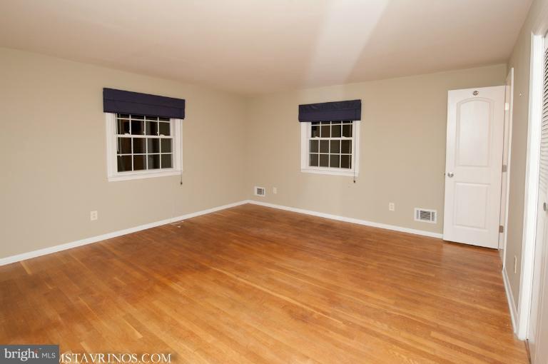 403 Aigburth Road Towson, MD 21286 - Photo 2 of 30 Bedroom (Master)