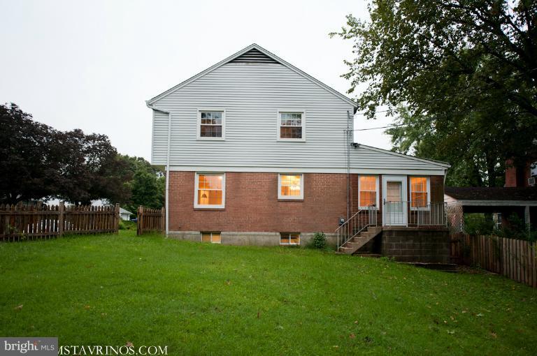 403 Aigburth Road Towson, MD 21286 - Photo 14 of 30 Exterior (Rear)