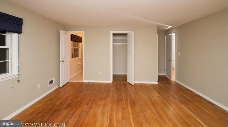 403 Aigburth Road Towson, MD 21286 - Photo 18 of 30 Bedroom (Master)