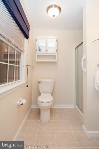 403 Aigburth Road Towson, MD 21286 - Photo 29 of 30 Bath (Master)