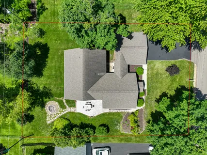 $609,900 | 163 Fontana Avenue, Fontana, WI 53125