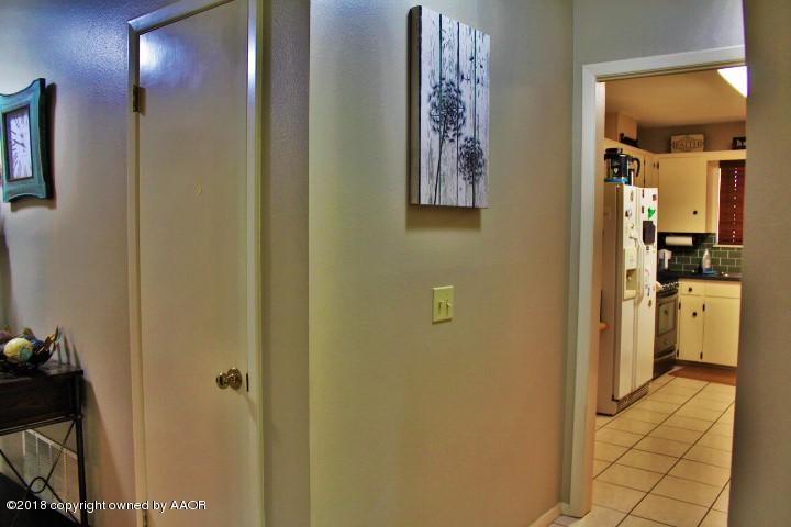 3413 Concord Road Amarillo, TX 79109 - Photo 5 of 29 IMG_5926