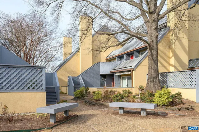 $825,000 | 311 2nd Street Northwest, Unit B, Charlottesville, VA 22902