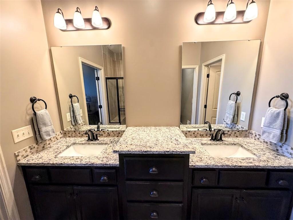 1524 Southwest 44th Street Lee's Summit, MO 64082 - Photo 19 of 47