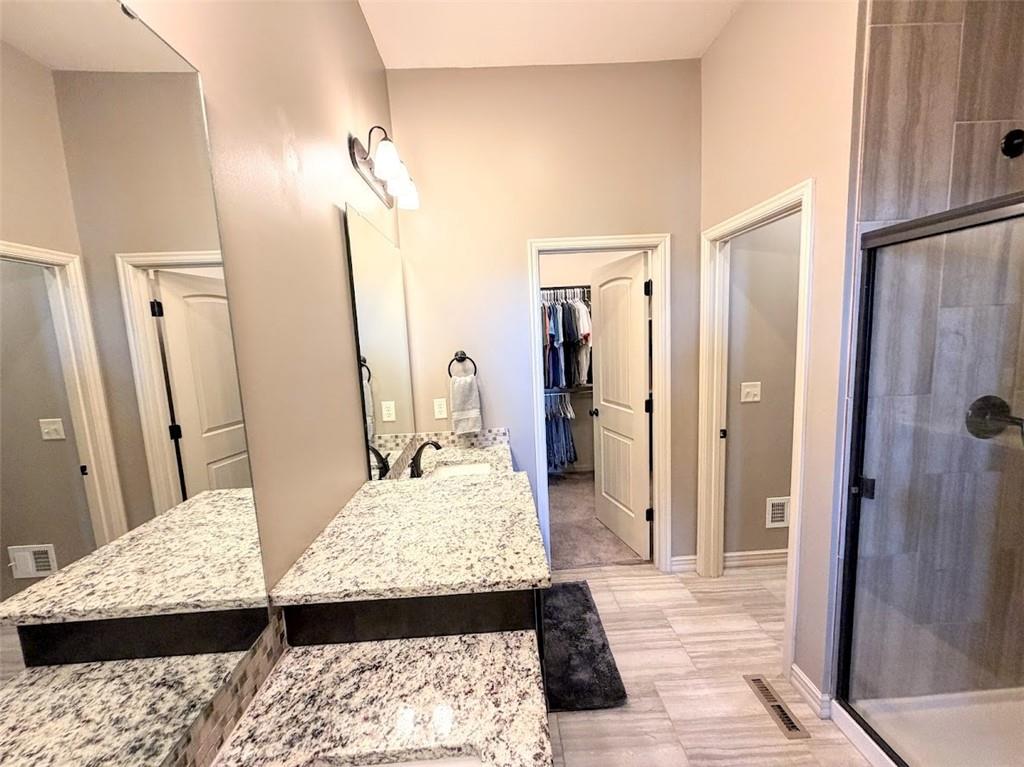 1524 Southwest 44th Street Lee's Summit, MO 64082 - Photo 21 of 47