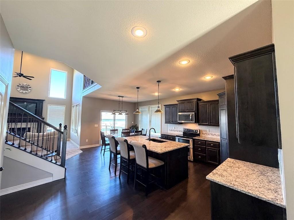 1524 Southwest 44th Street Lee's Summit, MO 64082 - Photo 7 of 47