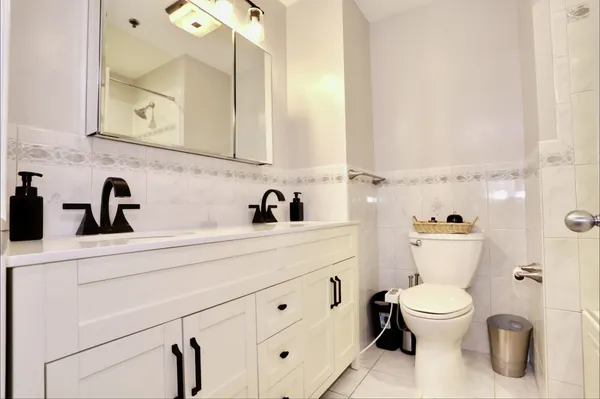 $5,400 | 421 Jackson Street, Unit 1, Hoboken, NJ 07030