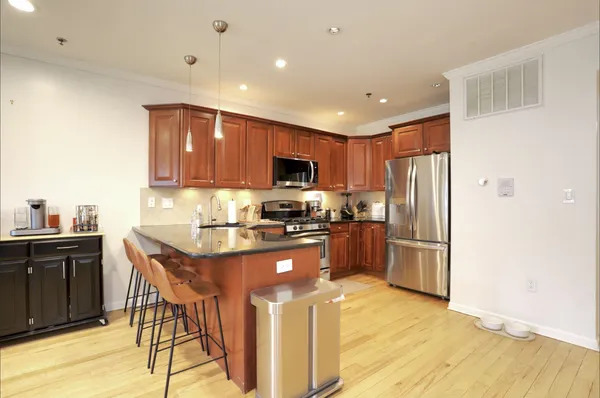 $5,400 | 421 Jackson Street, Unit 1, Hoboken, NJ 07030