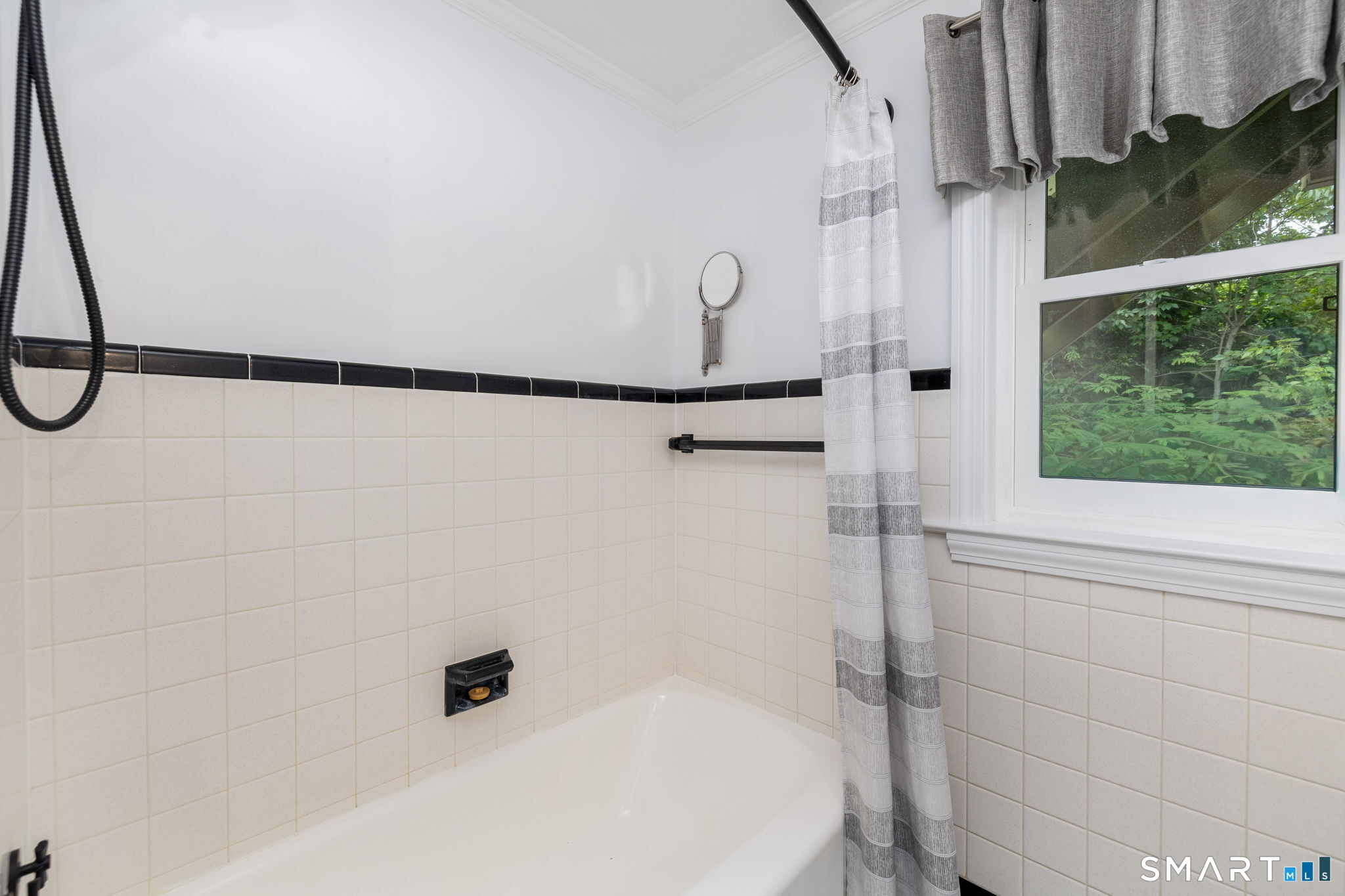 67 Bell Street Middletown, CT 06457 - Photo 19 of 37