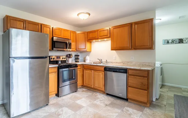 $170,000 | 9014 Hemphill Drive, Fort Wayne, IN 46819