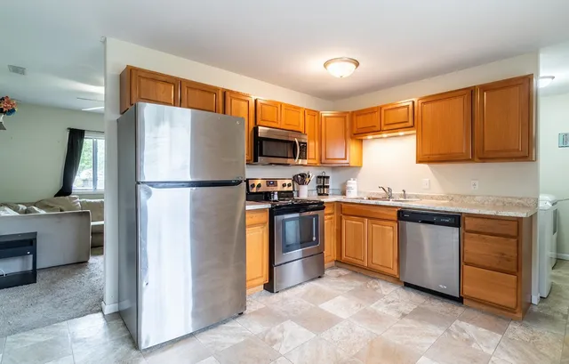 $170,000 | 9014 Hemphill Drive, Fort Wayne, IN 46819