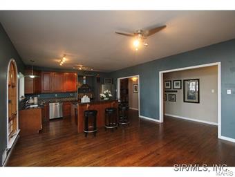 3608 Rosenberg Lane Godfrey, IL 62035 - Photo 7 of 16 Gallery Image 7