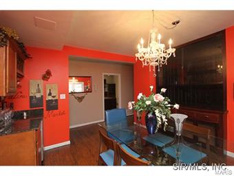 3608 Rosenberg Lane Godfrey, IL 62035 - Photo 9 of 16 Gallery Image 9